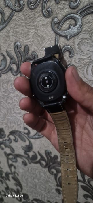 Galaxy watch sotiladi