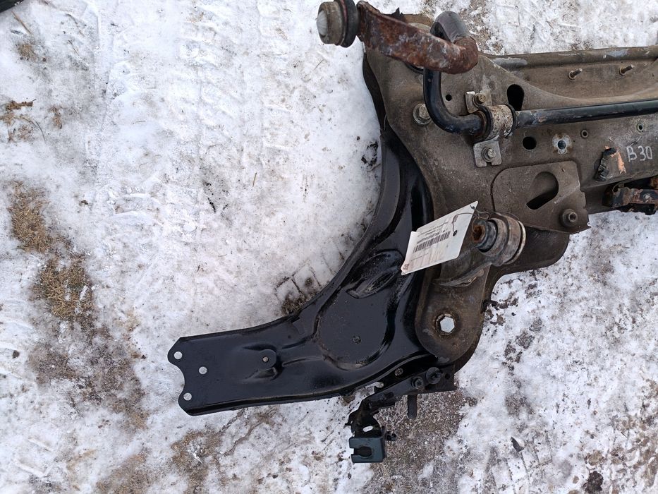 Продам подрамник передний рено эспейс 4