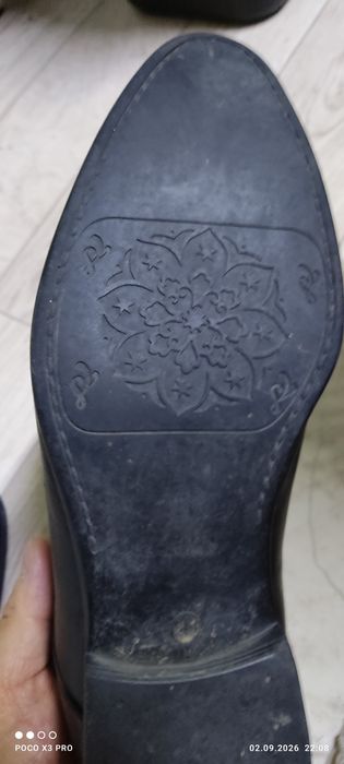 Продам кожаные туфли