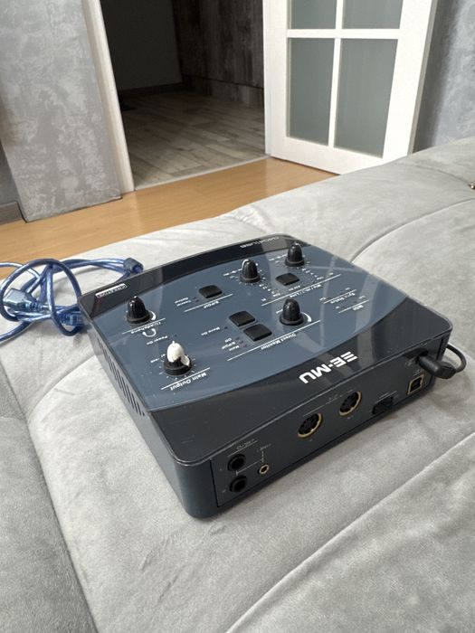 Продам звуковую карту E-Mu 0404