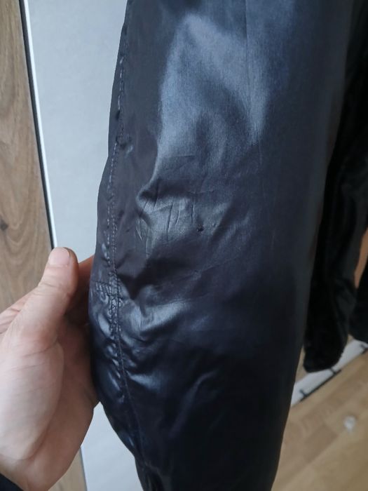 Оригинално яке pc company м размер есен ,зима много стилно и удобно  забележка малка на последната снимка