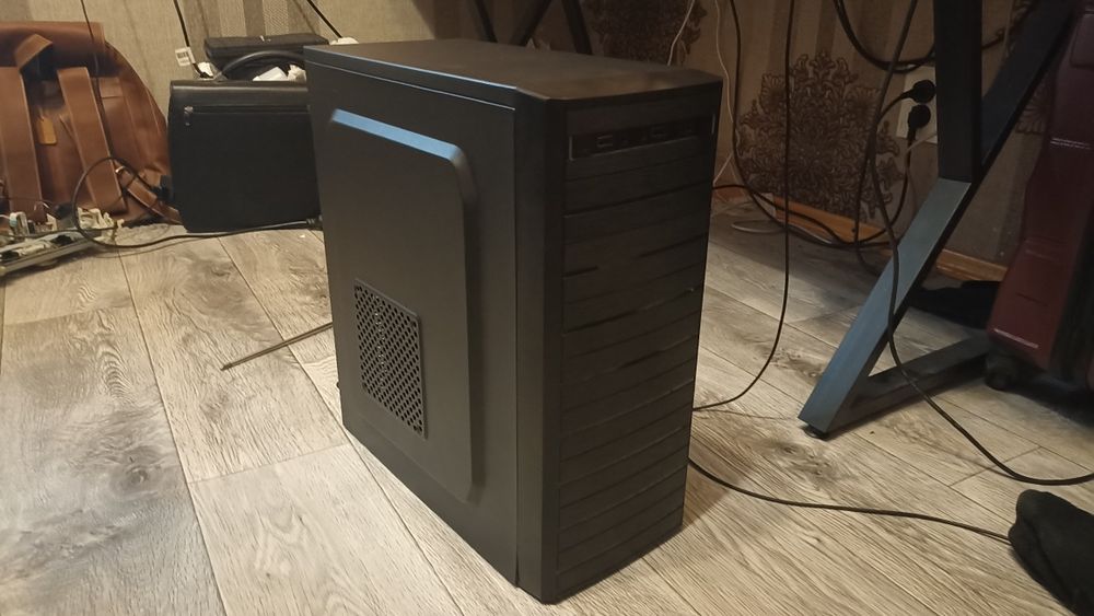 Продам корпус для офисного ПК
