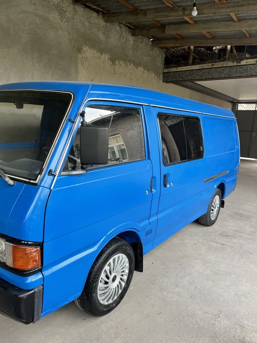 Мазда 2200 Грузапоссажир