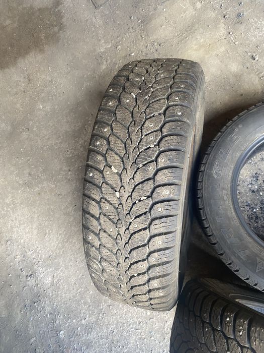 Продам шины 215/65/R16