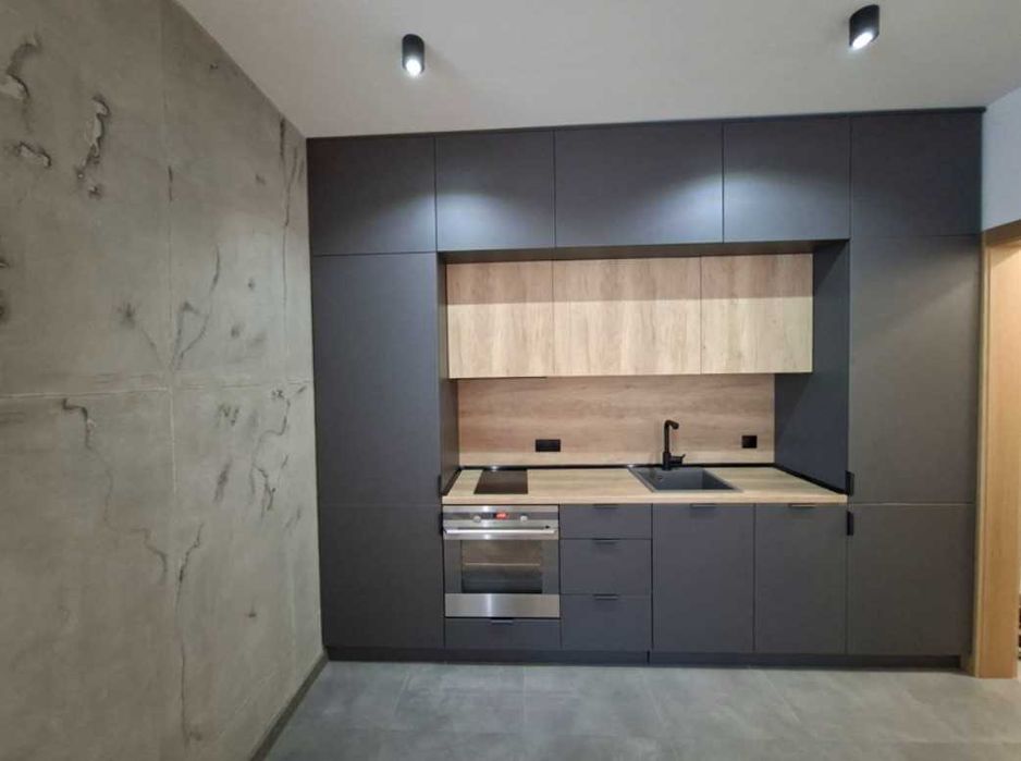 Дава се под наем Двустаен апартамент в София, Младост 4 - 80 кв.м за 697.17 € - Снимка #1