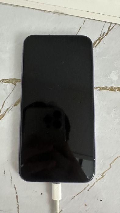 Iphone 11 128 гб 74емкост
