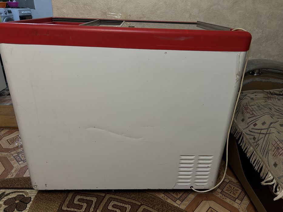 Морозильник  хороший