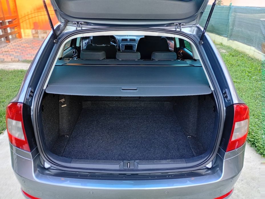 Skoda Octavia 2 full