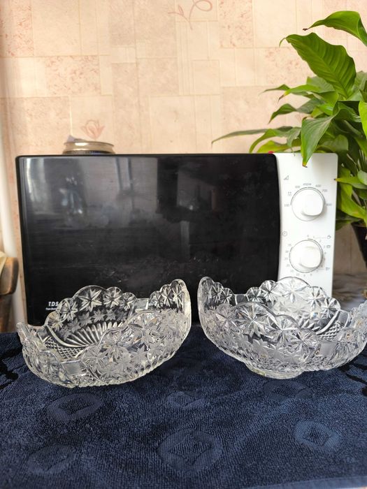 Продаю хрусталь.