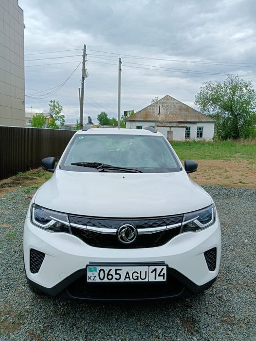 Электромобиль Dongfeng ex1 pro