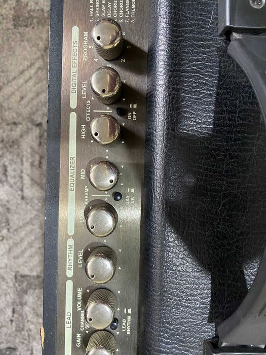 Amplificator combo chitara Kustom 35DFX