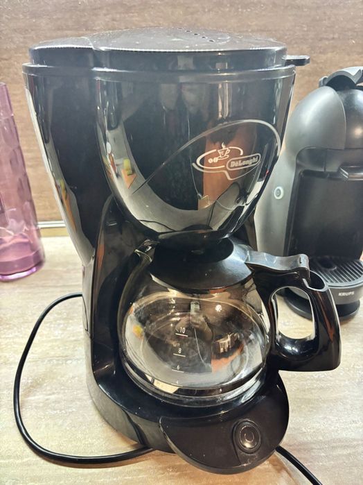 Кафемашина DeLonghi + филтри