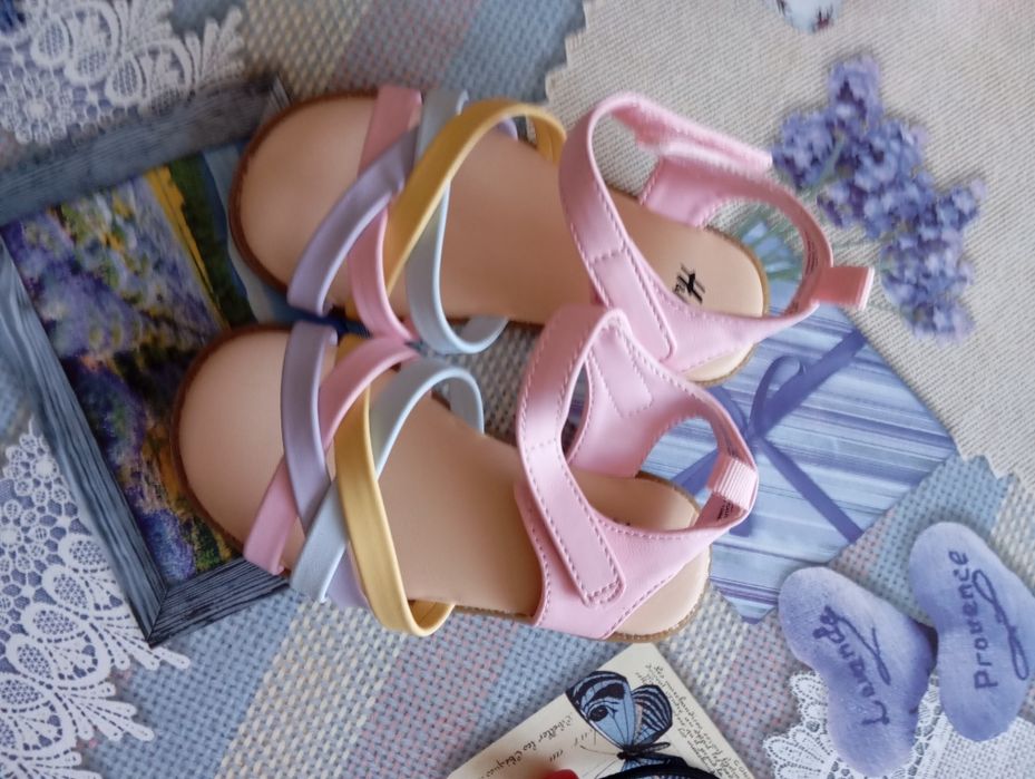 Детски сандали английски