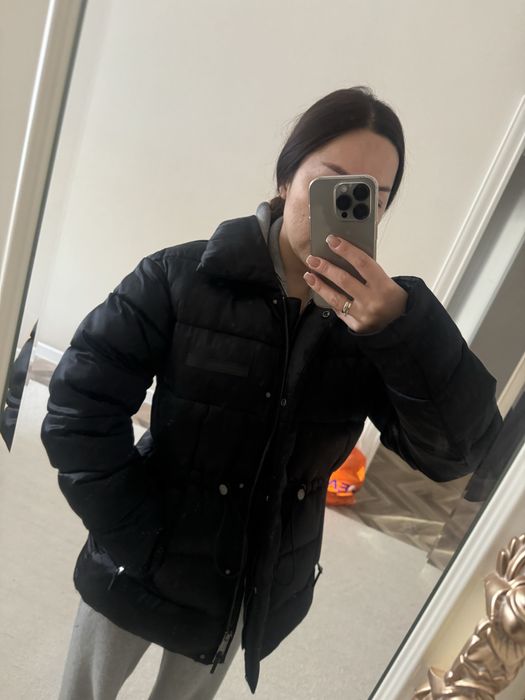 Продам куртку calvin klein