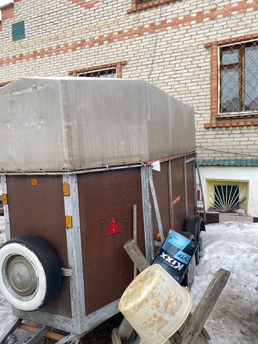 Продам коневозку германский
