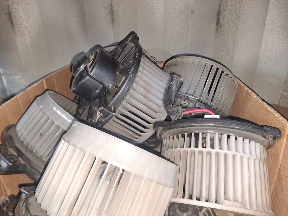 Моторчик пачки Тайота