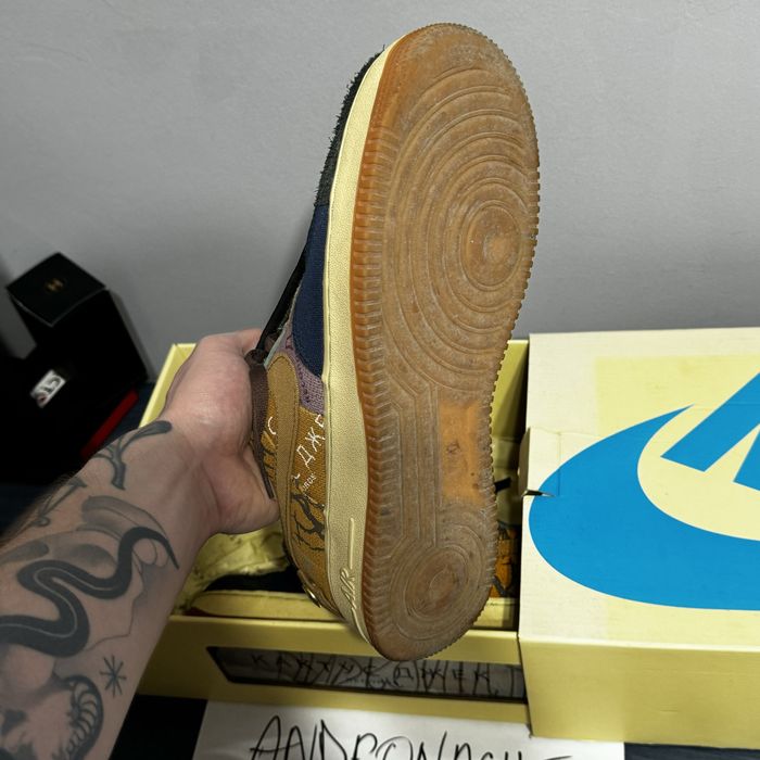 Nike Air Force Travis Scott