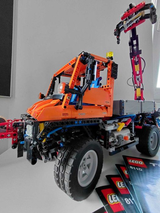 LEGO Technic 8110 Mercedes-Benz Unimog U400