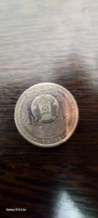 Продаю коллекционные монеты