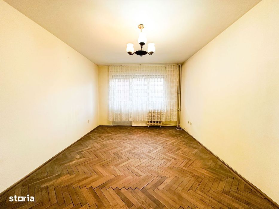 Apartament 4 camere decomandat - Blv Republicii ( comision 0%)