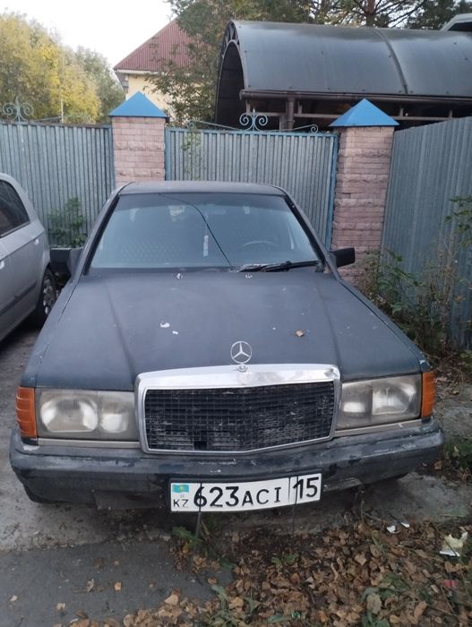 Продам  мерседес 190