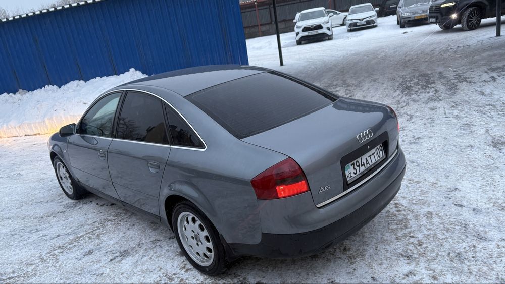 Ауди а6 в хорошем состояние