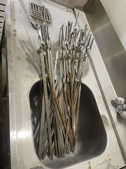 Посуда и кухонные принадлежности