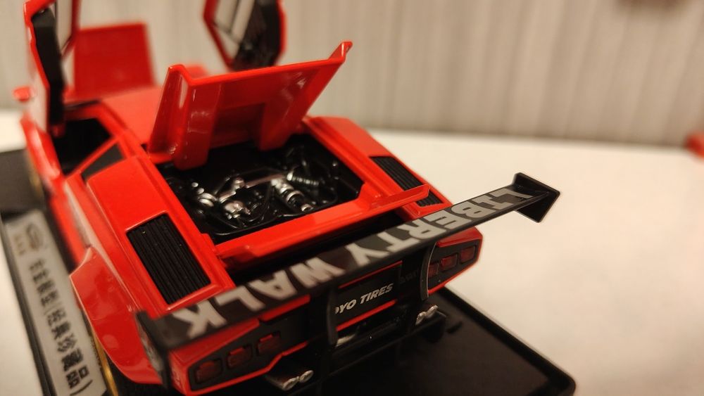 Модель автомобиля, металл 1:32