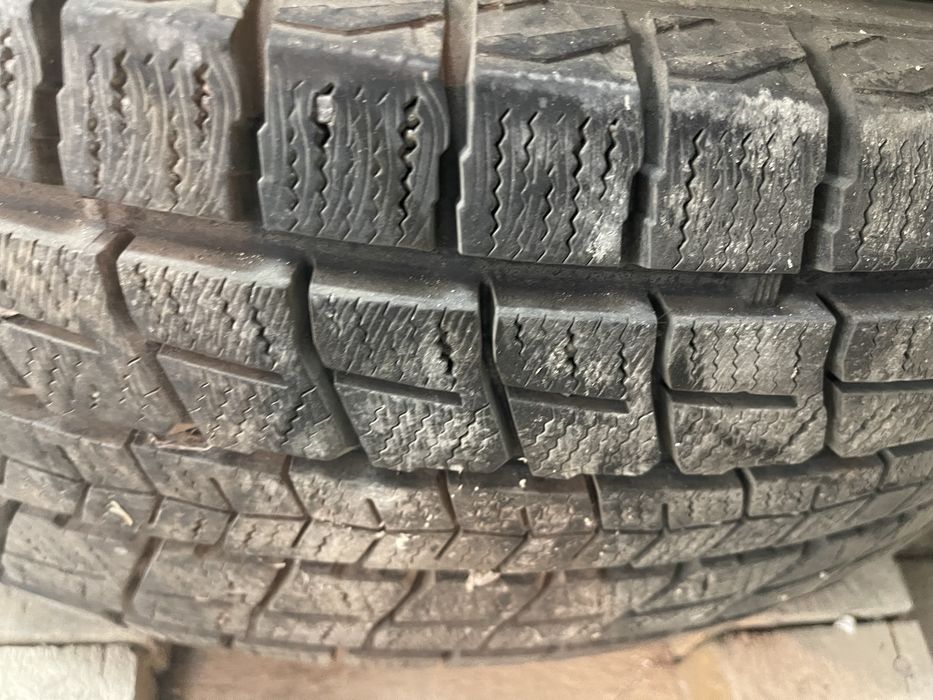 Продам резинину всесезонка
