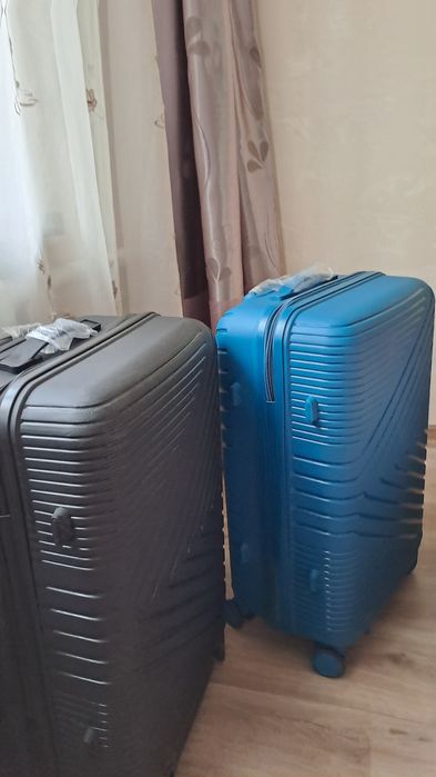 Чемодан новый...