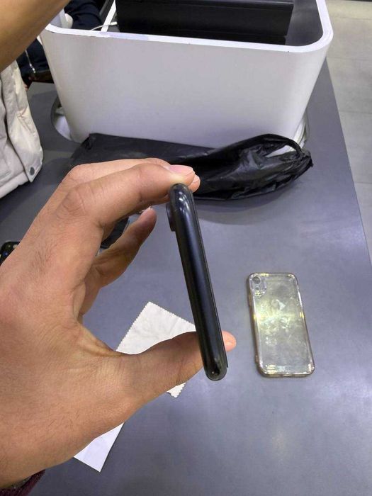 iPhone Xr 64Gb/76% Ideal