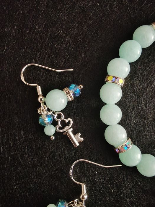 Комплект гривна с обеци-Светлозелен ангелит