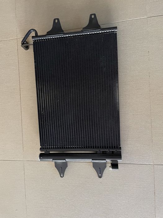 Радиатор за климатик на Volkswagen Polo