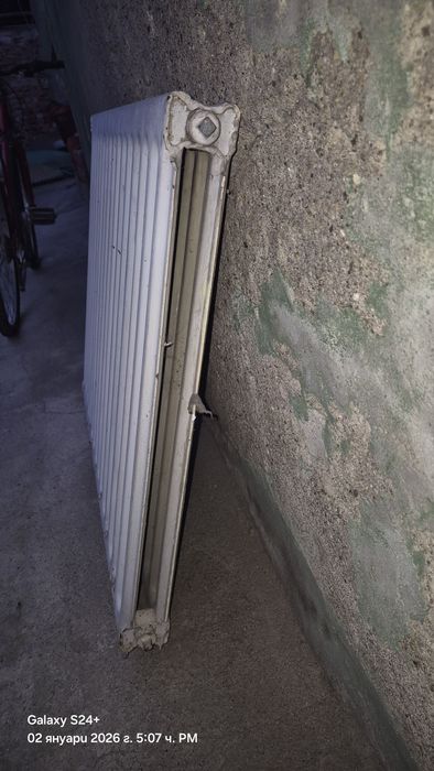 Продавам панелни радиатори