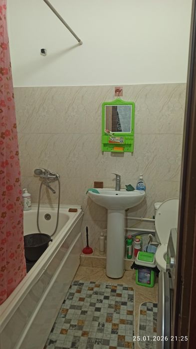 Yangi Choshtepa 1 xona 2 etaj ijaraga beriladi Metro bor