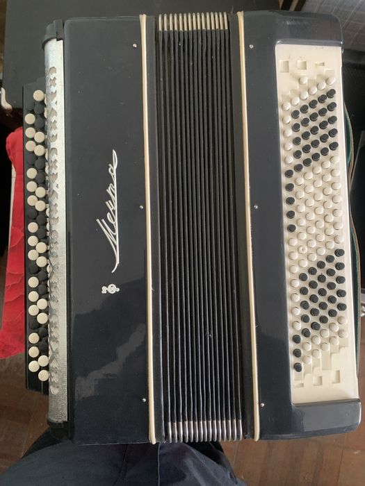 Продам баян «мечта»