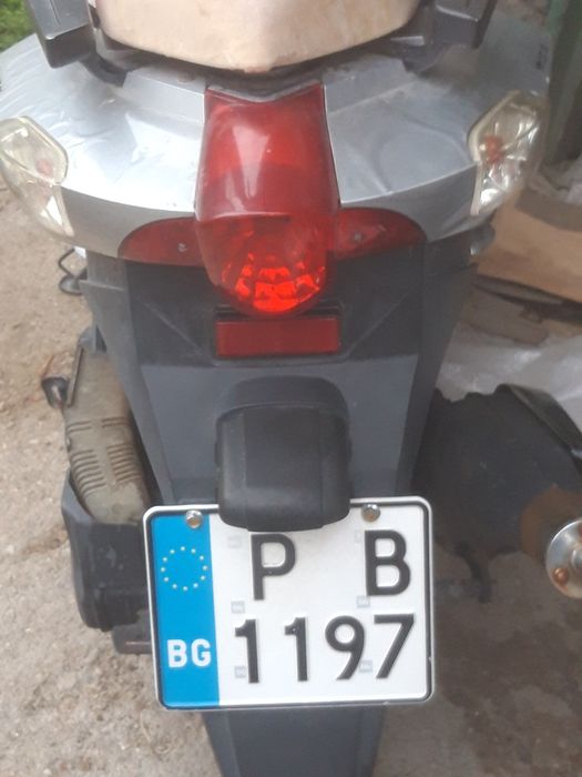 Скутер 125 кубика