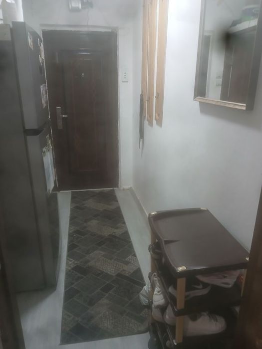 Închiriez apartament