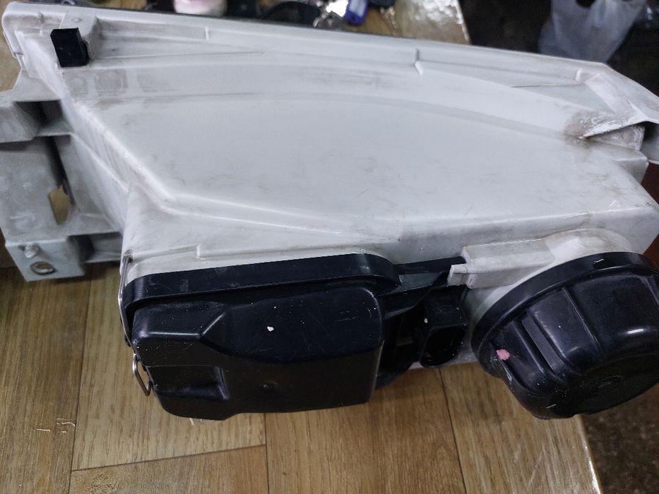 Фарове за Шкода Октавия 1 2003г