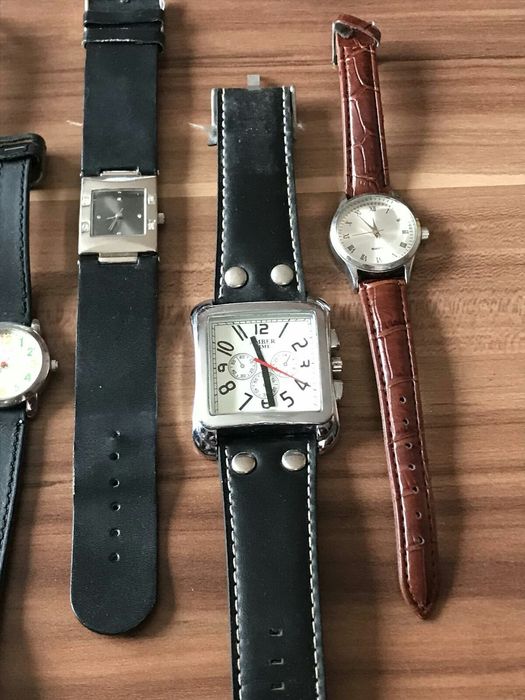 Лот кварцови часовници