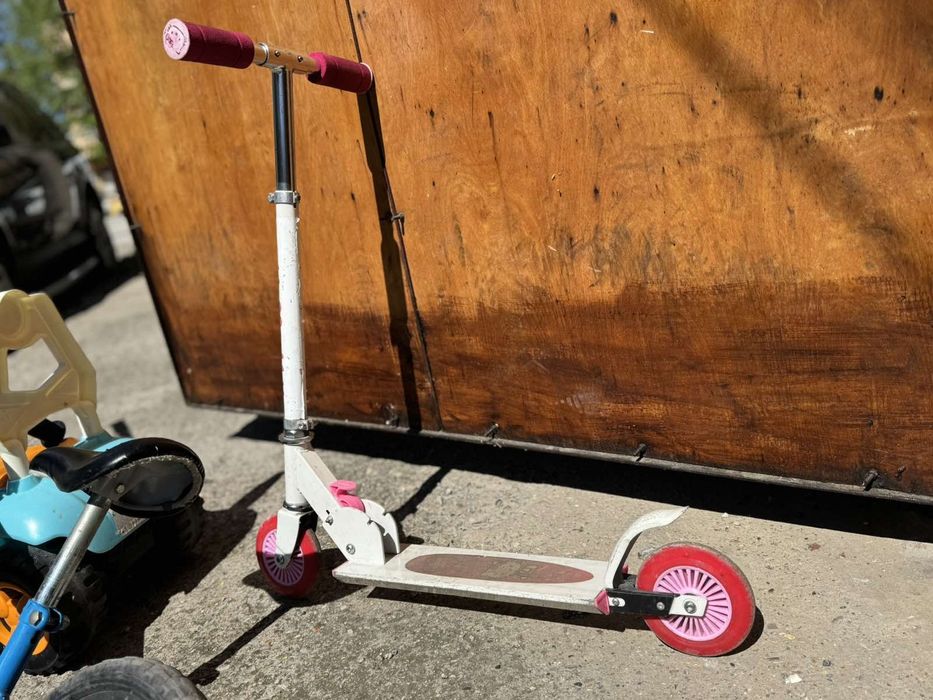 Детски играчки различни модели