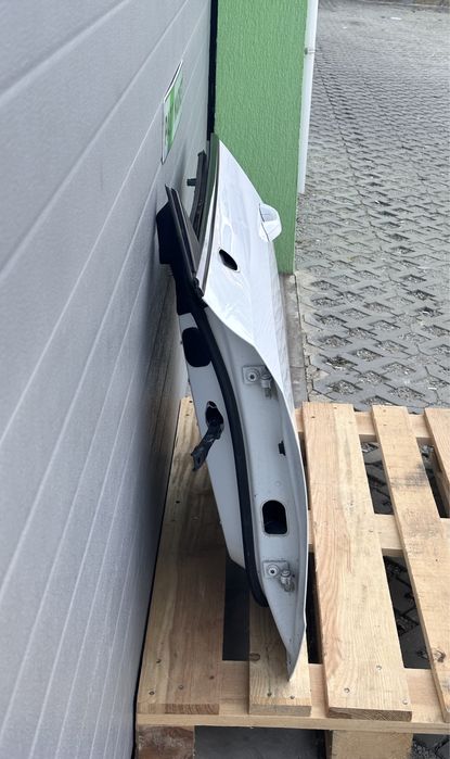 Предна лява врата AUDI A7 C8