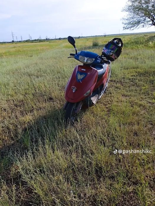 Продам скутер 80 кубов
