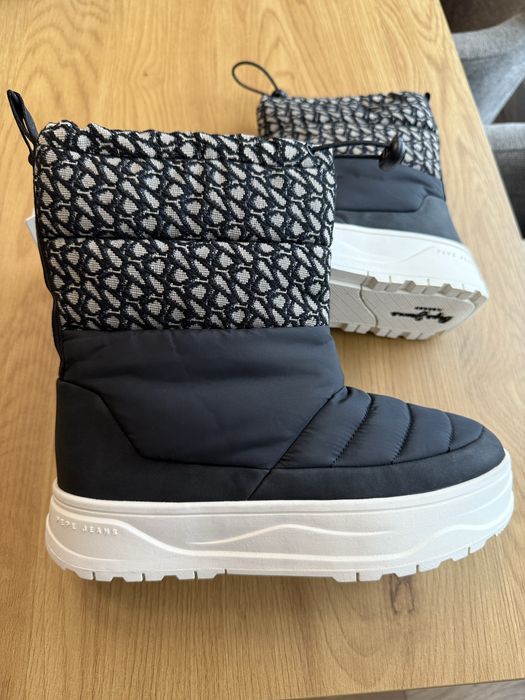 Дамски апрески Pepe Jeans