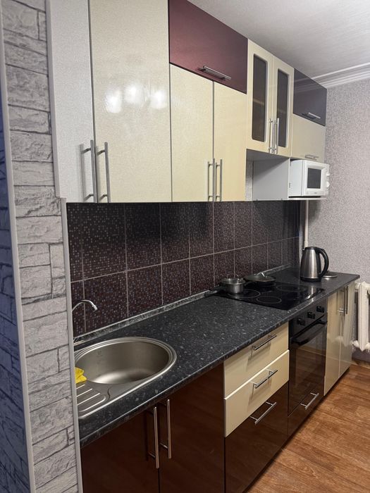 Продам кухонный гарниту