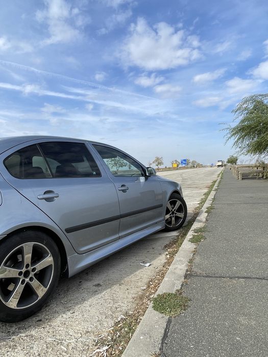 Praguri/lip custom pentru Skoda Octavia 2 – calitate superioara