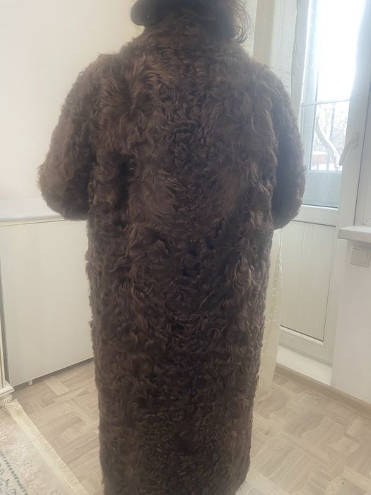 Продам шубу каракульча