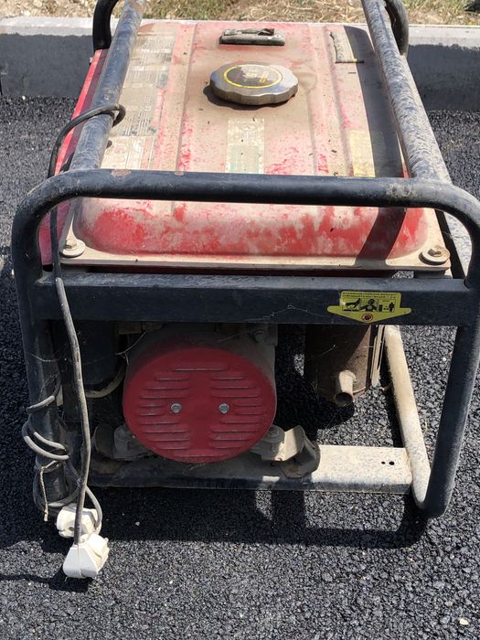 Генератор бензиновый для дома