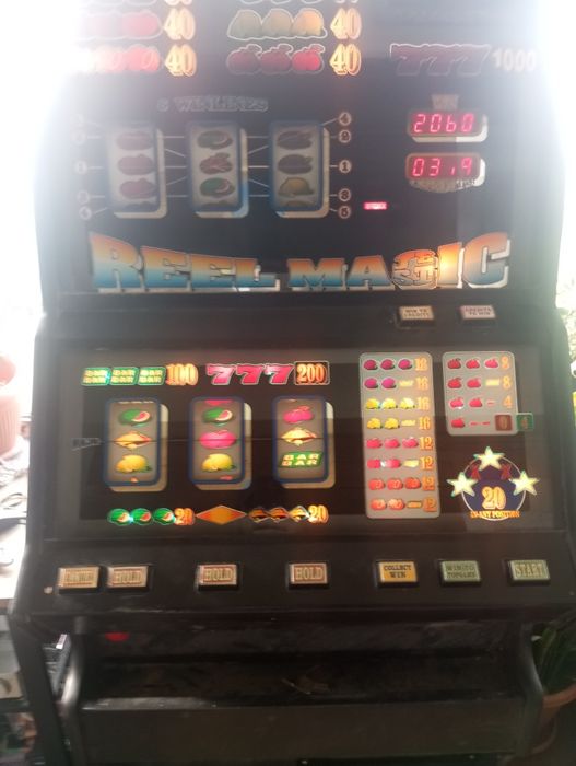 Slot machine / păcănele
