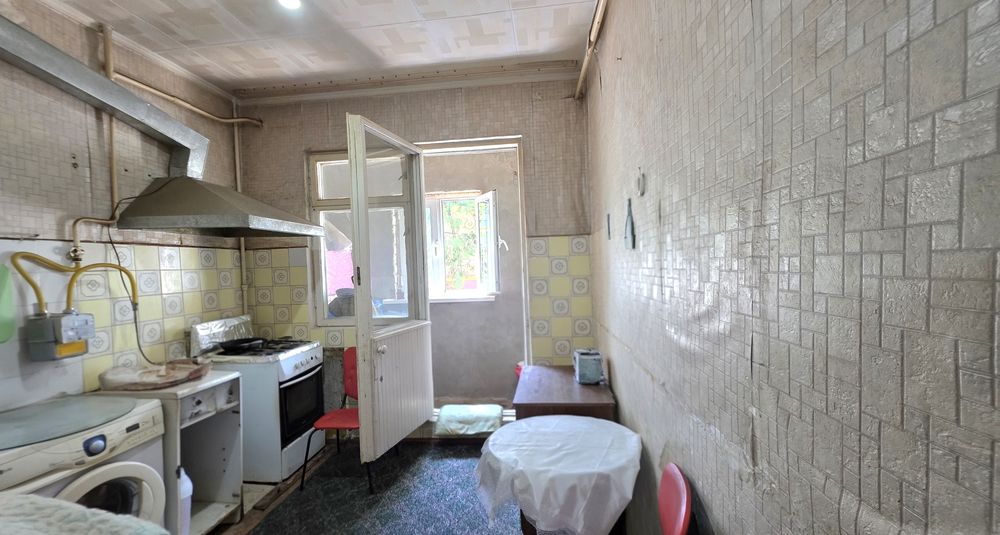 Продажа 2-х ком. Водник Центр 58м2 Без ремонта